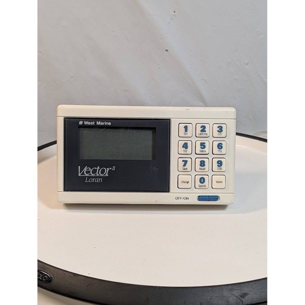 West Marine Vector II Loran Marine Navigator White Good Vintage Boat Electronics